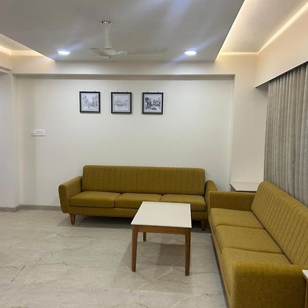 Hotel Flourish International Ahmedabad Eksteriør bilde
