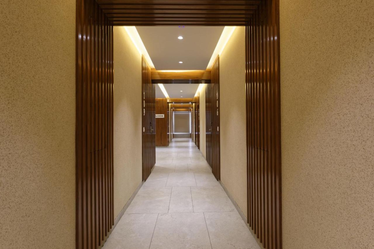 Hotel Flourish International Ahmedabad Eksteriør bilde