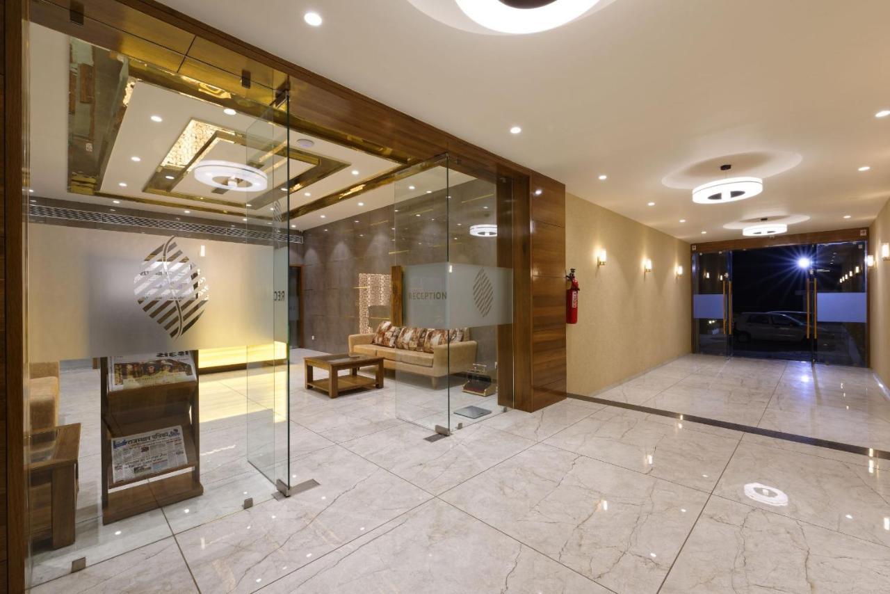 Hotel Flourish International Ahmedabad Eksteriør bilde