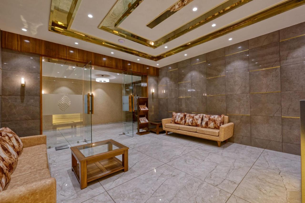 Hotel Flourish International Ahmedabad Eksteriør bilde