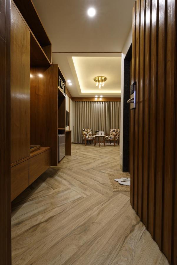 Hotel Flourish International Ahmedabad Eksteriør bilde